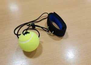 梅雨時期は自宅でコソ練しましょう！！【レックテニススクール】